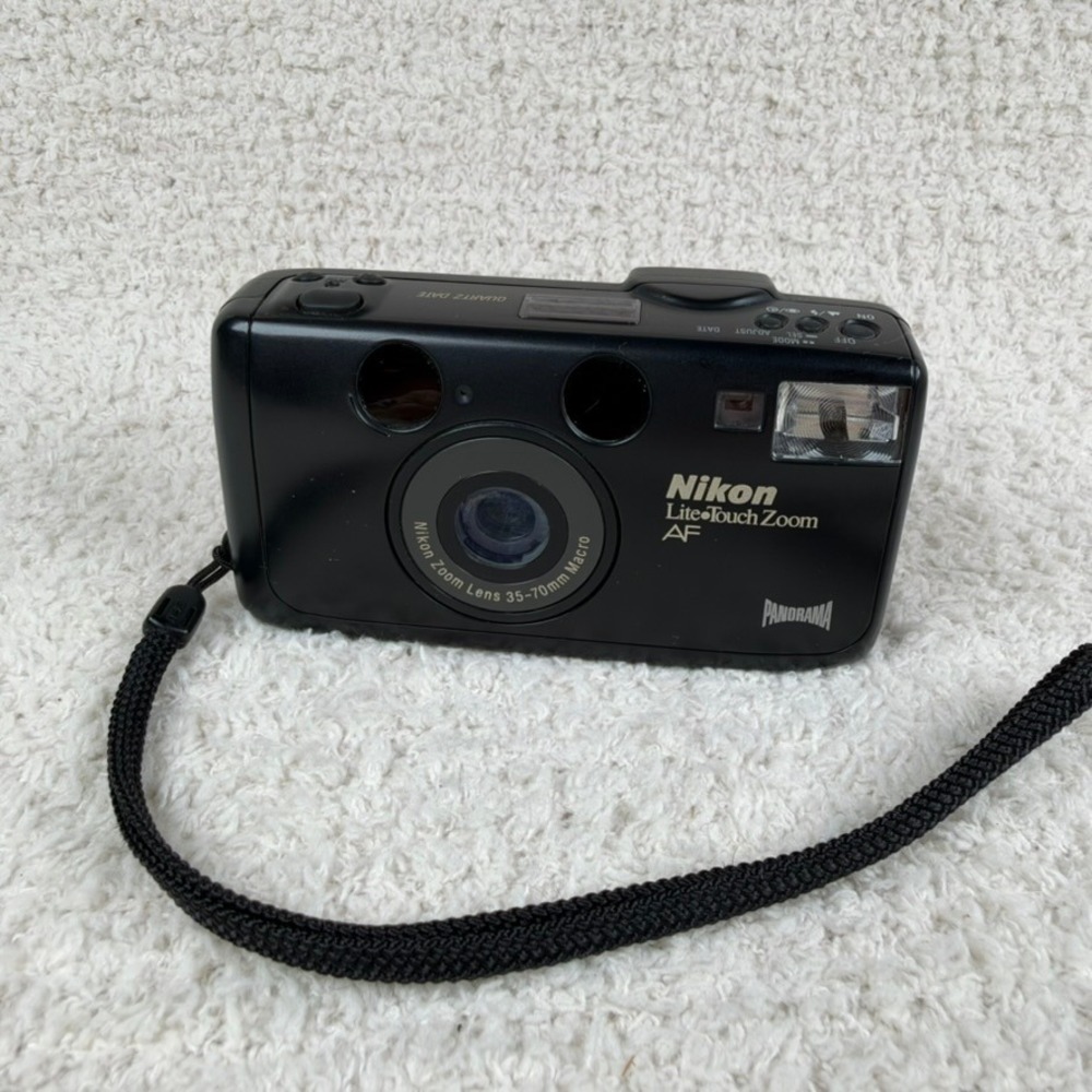 Nikon Lite-Touch Zoom AF 35-70mm Macro 35mm Film Camera Panorama Quartz Date